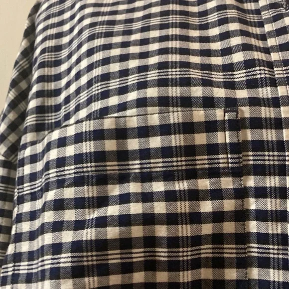 Everlane Black and White Plaid Oxford Shirt - Picture 10 of 14